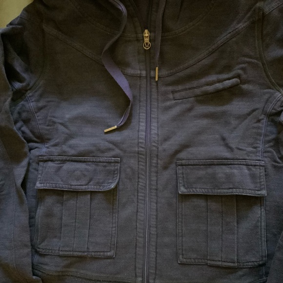 Lululemon dark purple hoodie - Picture 4 of 13